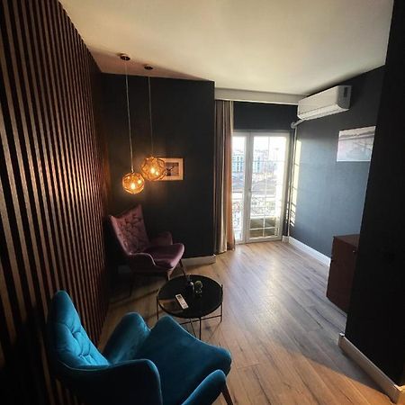 Blue Capital Apartments 1 พริสตีนา ภายนอก รูปภาพ
